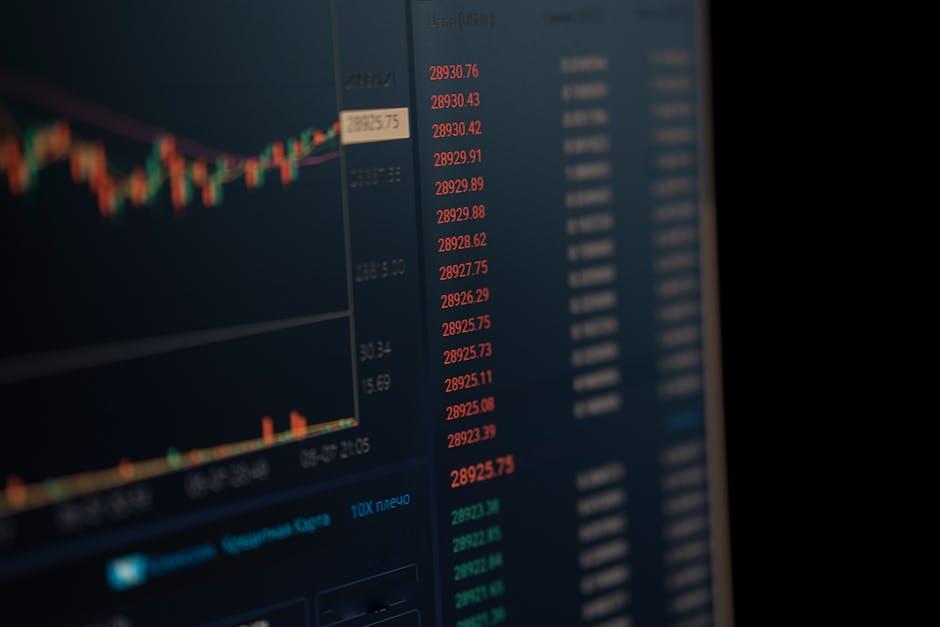 Bitcoin Holders Defy Panic: Binance Reveals Surprising Trader Strategy!