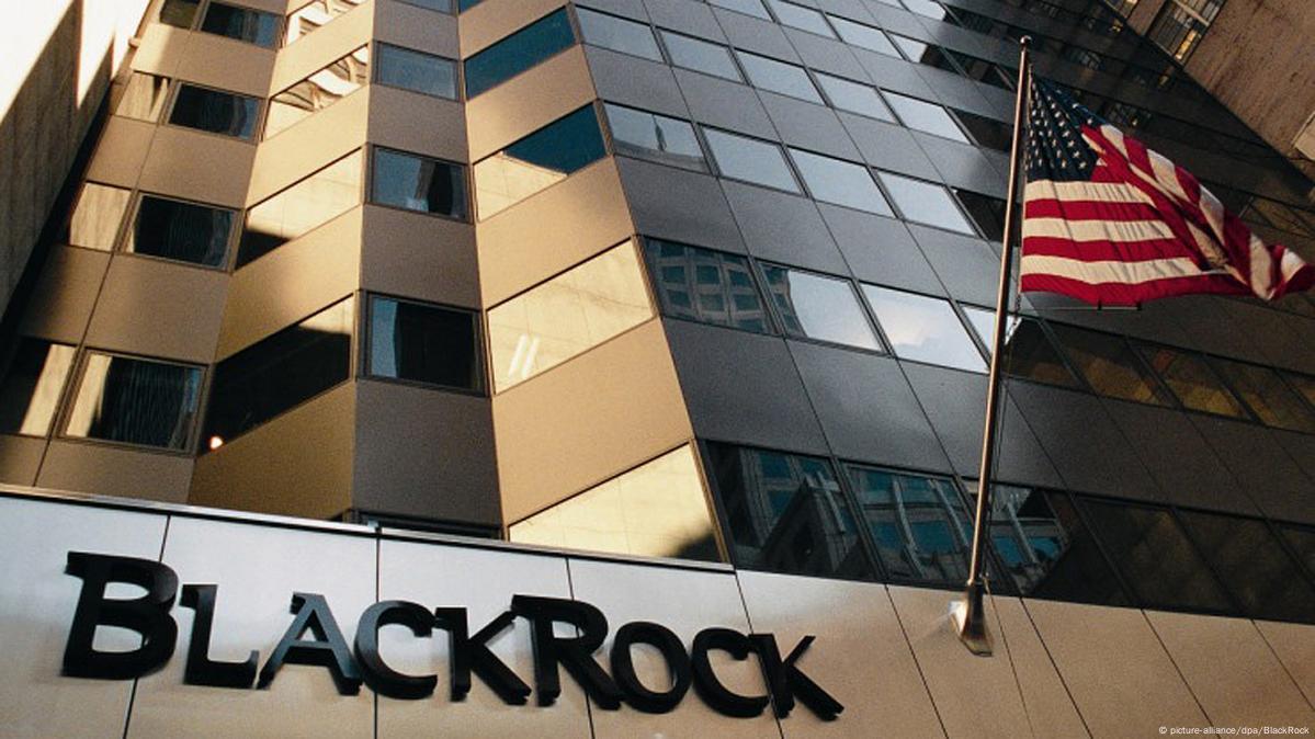 BlackRock’s Ethereum Bet Soars: $2.1B AUM Amid Rising Risks