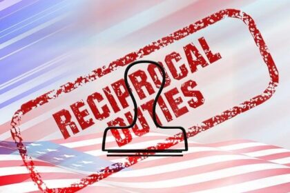 GDP Plunge & Tariffs: Trump Accuses Biden Amid Market Chaos!