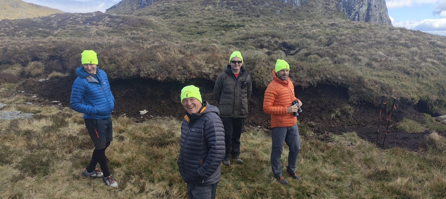 Bitcoin Miners Defy Odds: Positive Signals Persist, Bitfinex Reveals Secrets