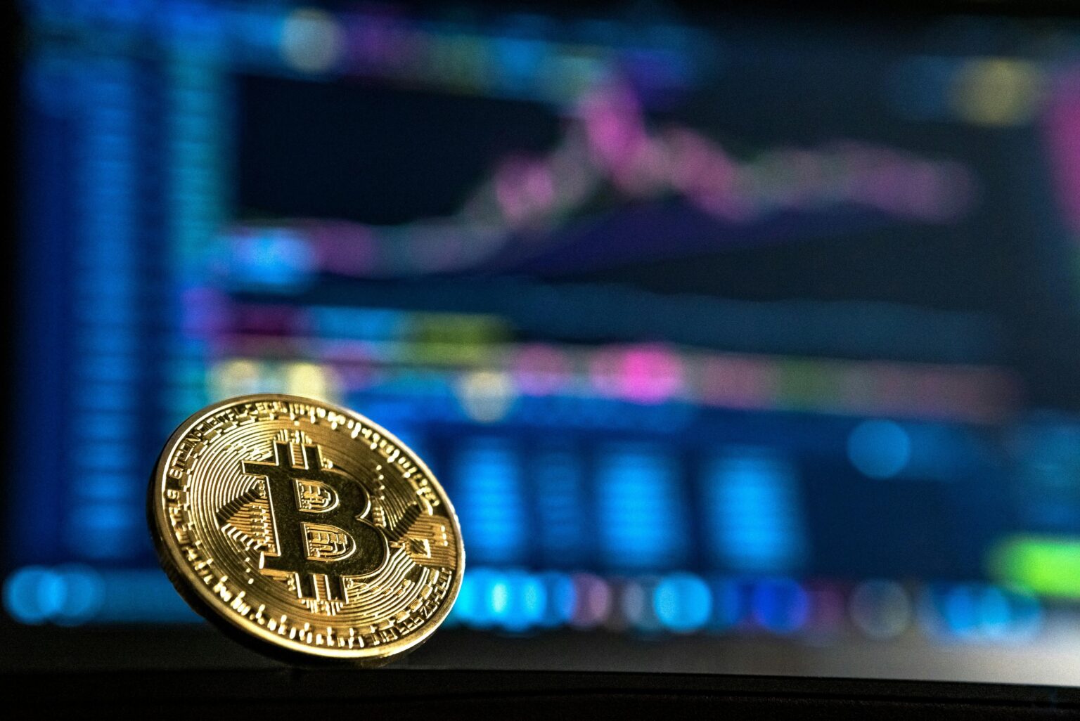 Crypto Surge: Altcoins, Bitcoin Soar Amid US-China Trade Twist