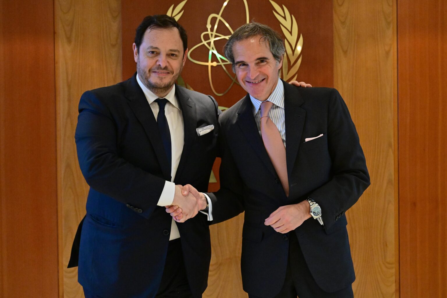 Will Bitcoin Bulls Smash $114K? Current Support Holds Key!