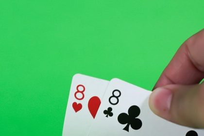 Ethereum ETFs Surge: 8-Day Momentum Fuels Market’s $5K Price Hike Bet?