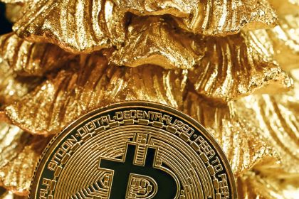 Analyst Predicts Shocking Bitcoin Tumble Post-October Peak: $50K Danger Looms!