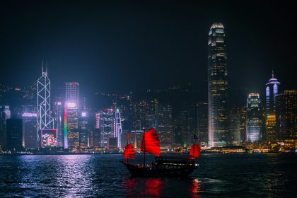 Crypto Giants Halt Hong Kong Stablecoin: What’s Next?