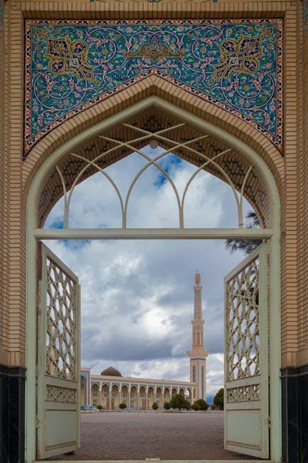 Bitcoin and Ethereum drop as Iran raises Hormuz war risk