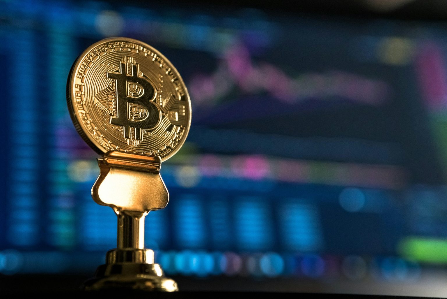 Bitcoin drops $6K in 48 hours as altcoins follow lower