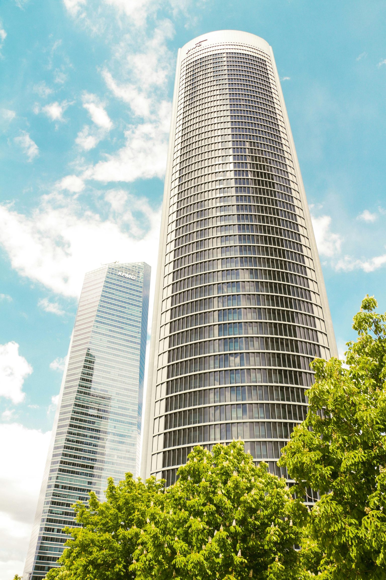 KPMG debuts AI agent to support finance teams in month-end closing tasks