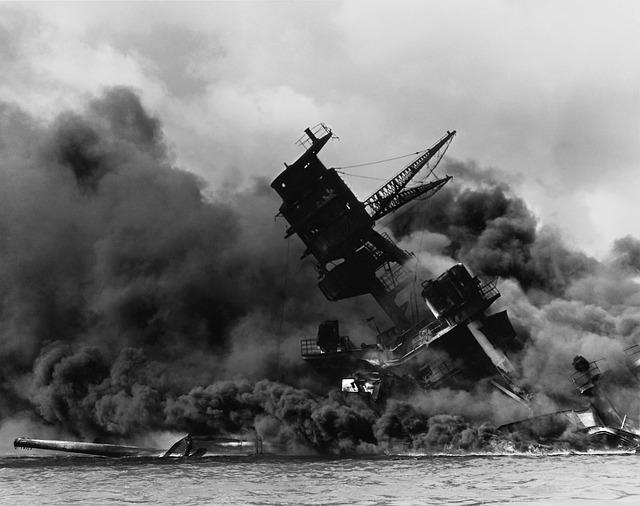 Iran launches Hormuz attack on US destroyers