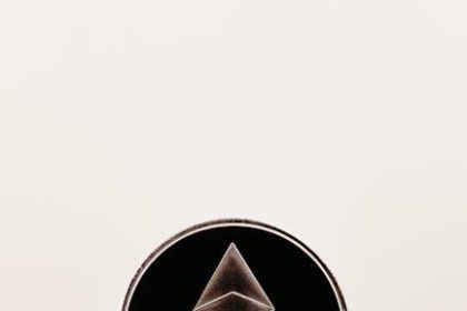Saylor: Strategy could sell 1 BTC to buy 10 more