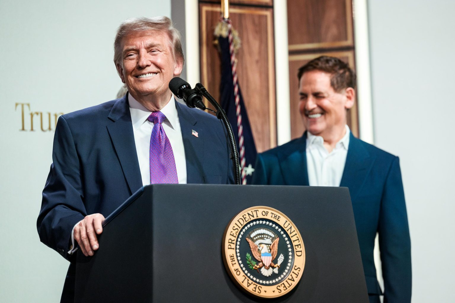 Mark Cuban sells most Bitcoin as hedge thesis fails