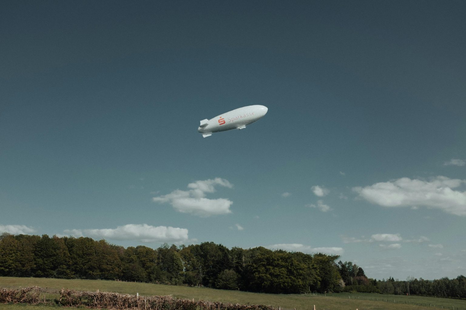 XRP users warned as fake Xaman airdrop scams spread
