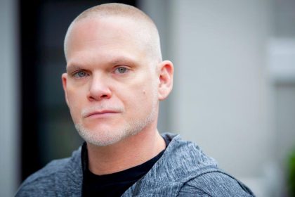 Michael Saylor raises $467M while Strategy halts Bitcoin buying