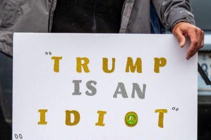 Dick Durbin accuses Todd Blanche of shielding Trump's crypto empire