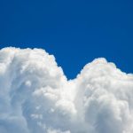 XRP price faces pressure as ETF inflows slow, while UE Crypto cloud mining emerges with daily earnings potential exceeding $7,000