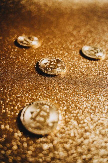 French couple kidnapped in alleged Bitcoin extortion plot
