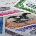 Bitcoin ETFs lose $462.7M as Ethereum funds gain $196.9M