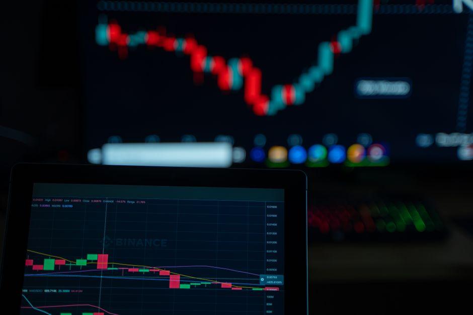 Binance MiCA bid faces new scrutiny after Lagarde report