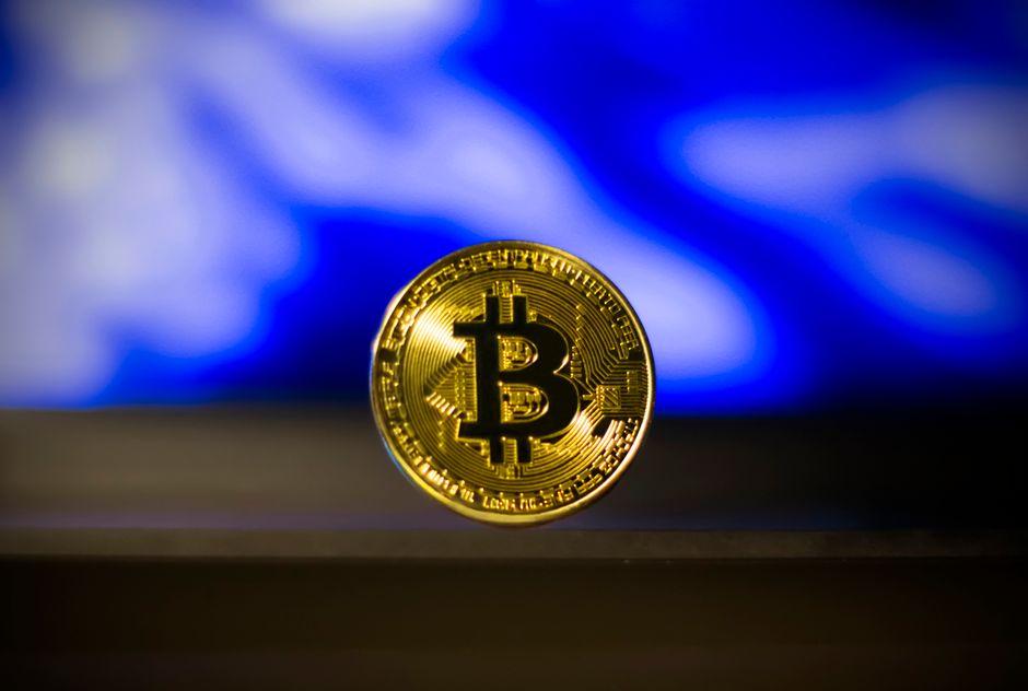 Riot Platforms closes $200M Coinbase Bitcoin credit line